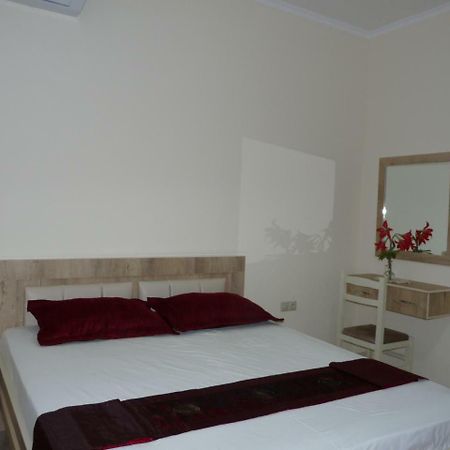 Apartment Dejvi Sarandë Eksteriør billede