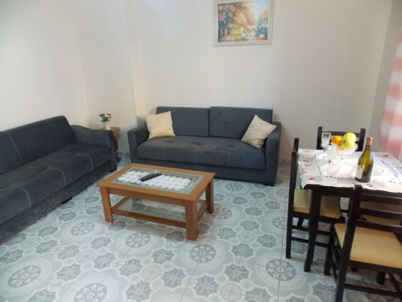 Apartment Dejvi Sarandë Eksteriør billede