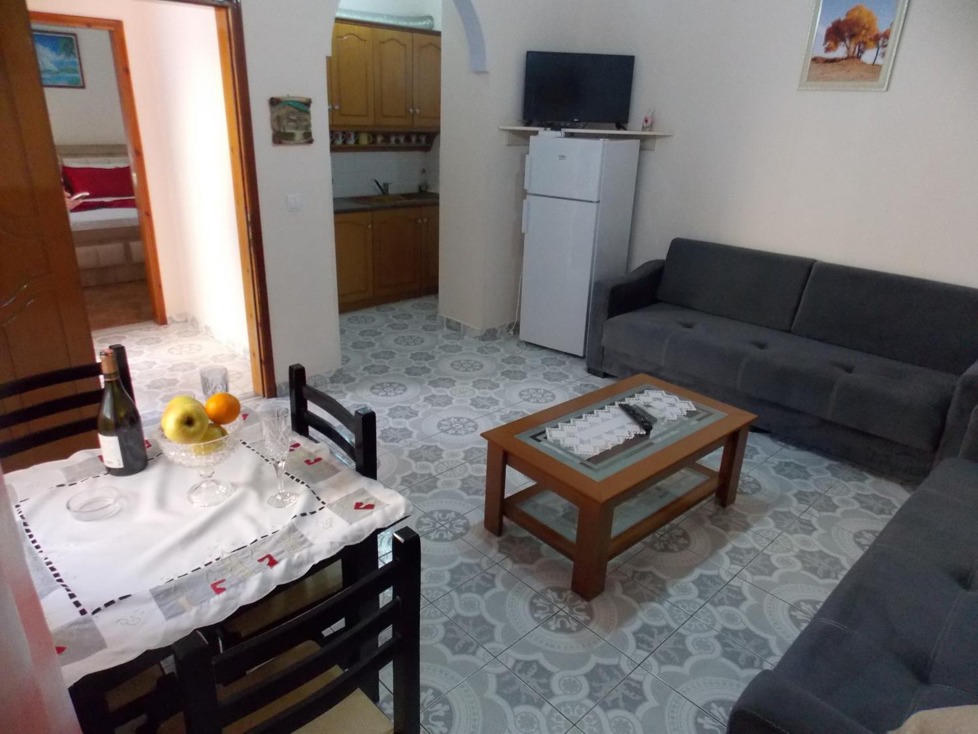 Apartment Dejvi Sarandë Eksteriør billede