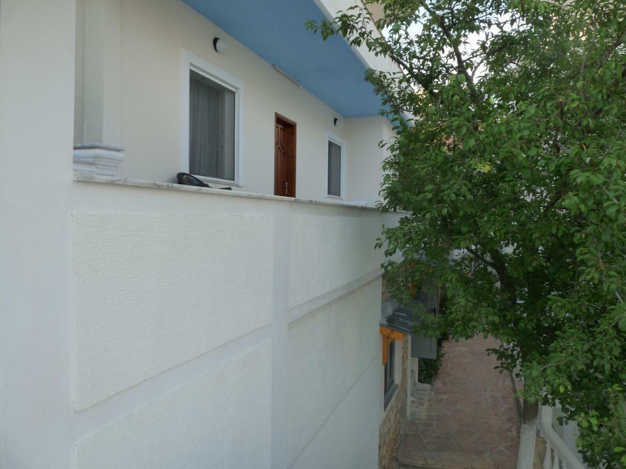 Apartment Dejvi Sarandë Eksteriør billede