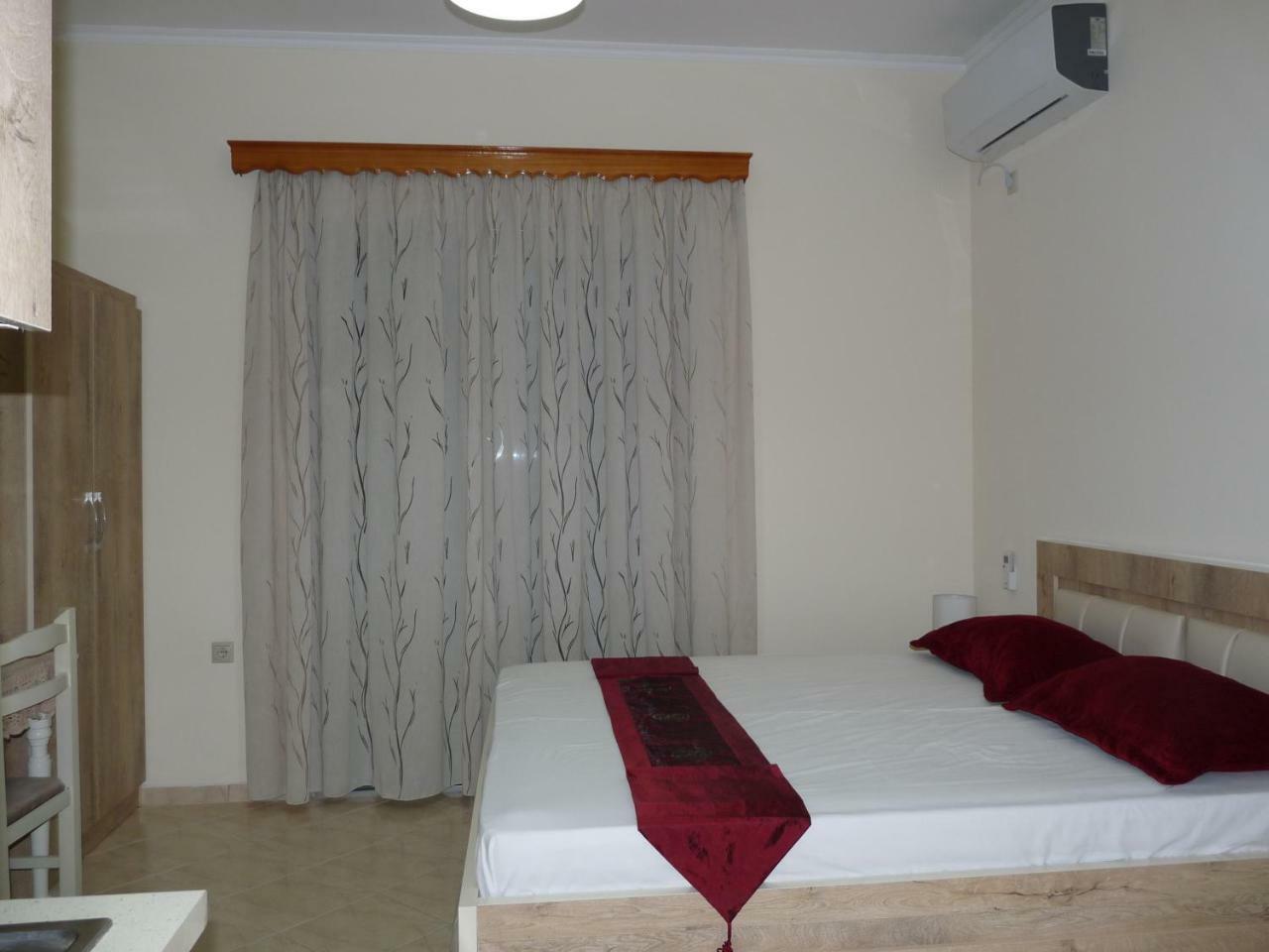 Apartment Dejvi Sarandë Eksteriør billede